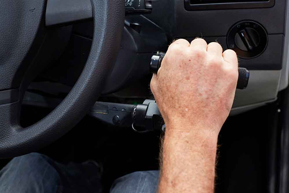 Long-Arm-Brake-and-Accelerator-Push-Radial-in-action